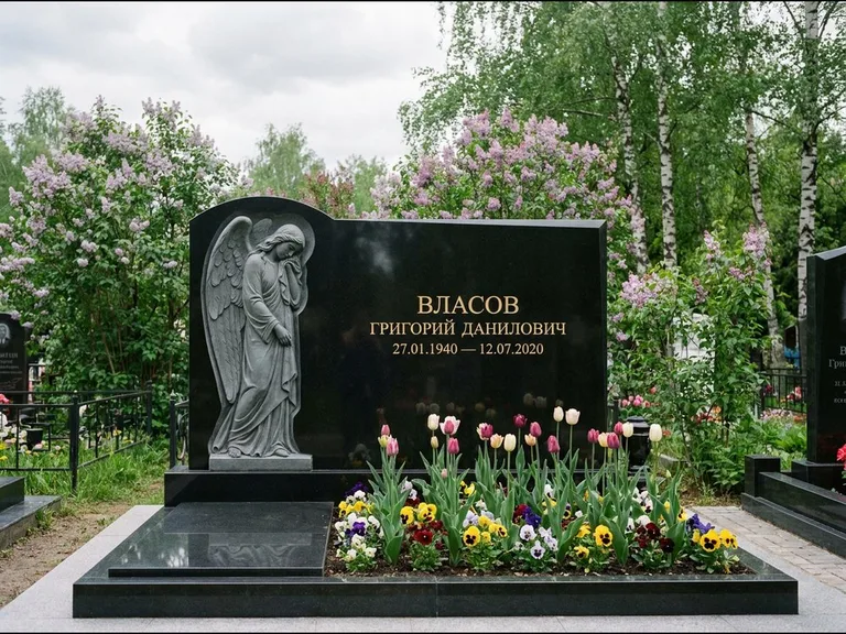 Памятник с барельефом — выполненная работа 3 в Казани