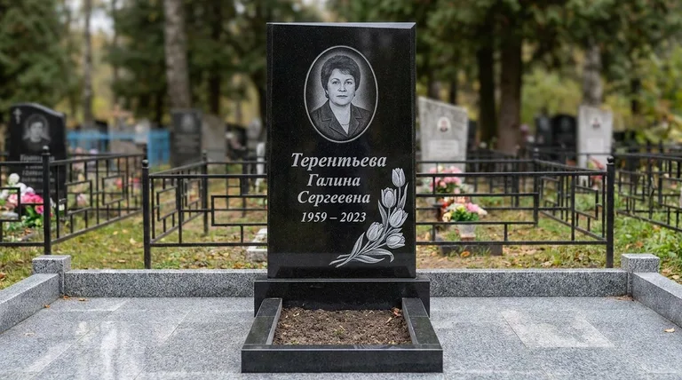 Памятник с гравировкой тюльпанов — выполненная работа «Терентьева» в Казани