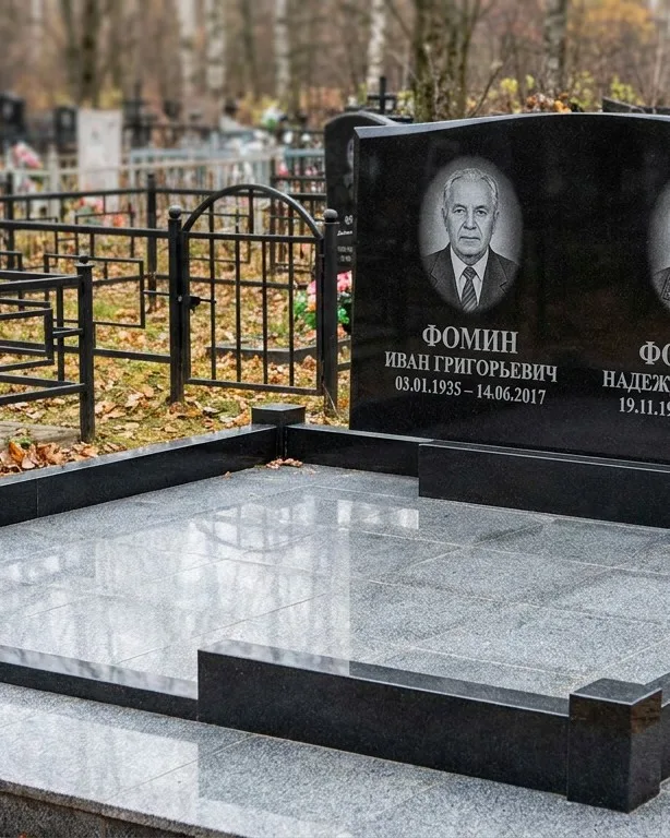 Премиум-комплекс под ключ с вазами и скамьёй в Казани