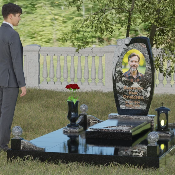 Комбинированный светский памятник в Казани, гранит амфиболит, вид 4