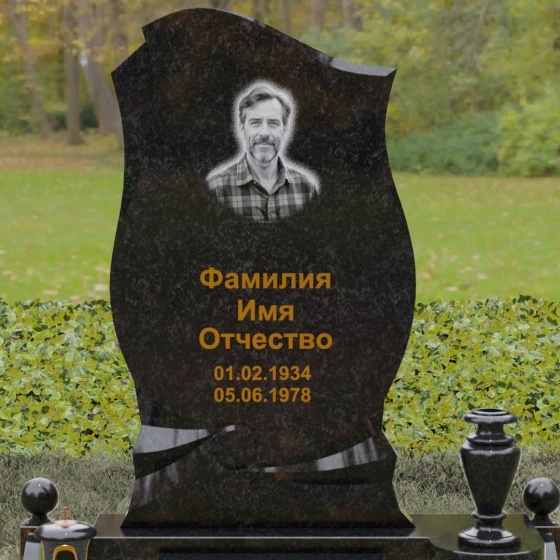 Светский вертикальный гранитный памятник в Казани, гранит Габбро-диабаз