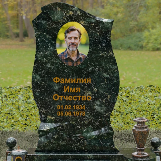 Светский вертикальный гранитный памятник в Казани, гранит Балтик грин