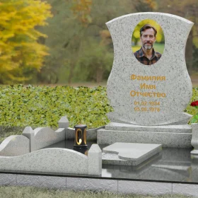 Вертикальный памятник из гранита - П146