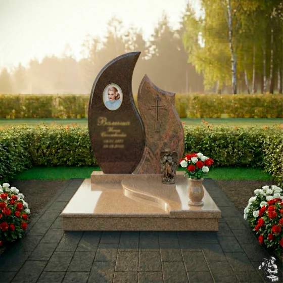 Комбинированный православный памятник с крестом в Новокузнецке, гранит Дымовский