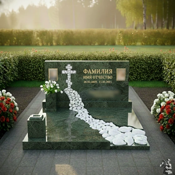 Горизонтальный памятник на двоих в Перми, гранит Балтик грин