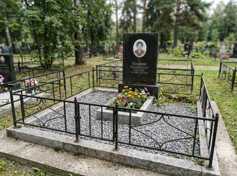 Благоустройство могилы в Казани — пример 4